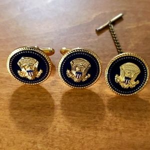 Presidential Seal cufflinks & tie tac.